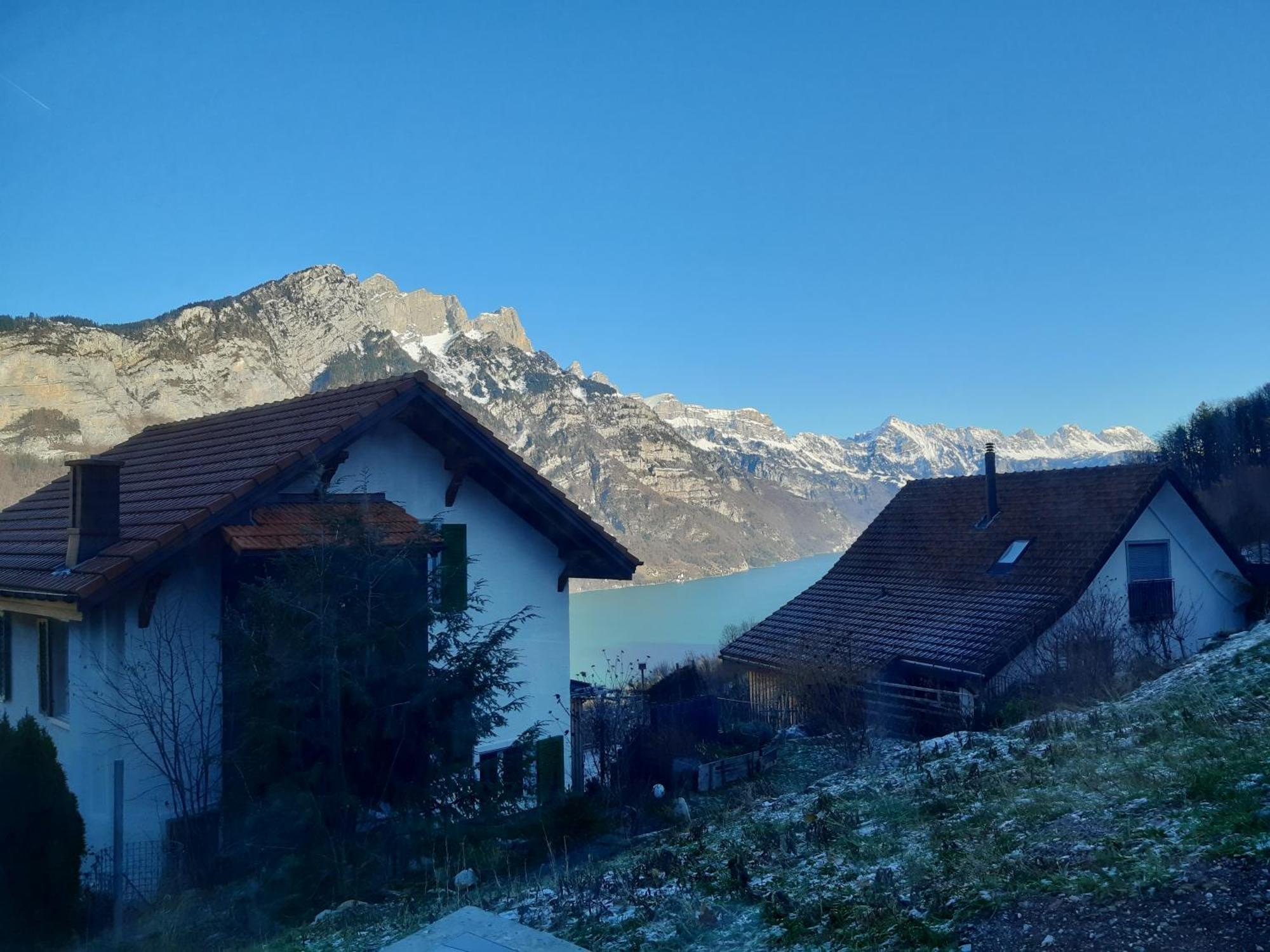 Apartment Panorama Am Walensee In Neubau-Villa Obstalden Extérieur photo